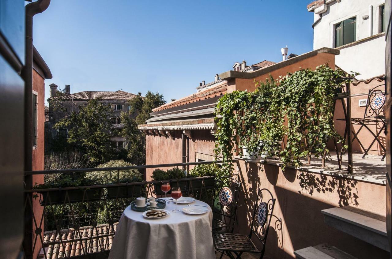 Apartment Ca Brunilda-Luxury Penthouse With Terrace Venesia Bagian luar foto